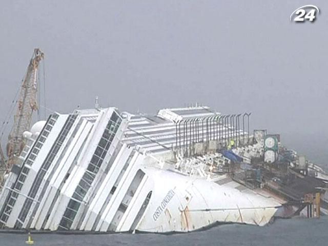 В Італії вшановують пам'ять жертв катастрофи Costa Concordia В Італії вшановують пам'ять жертв катастрофи Costa Concordia