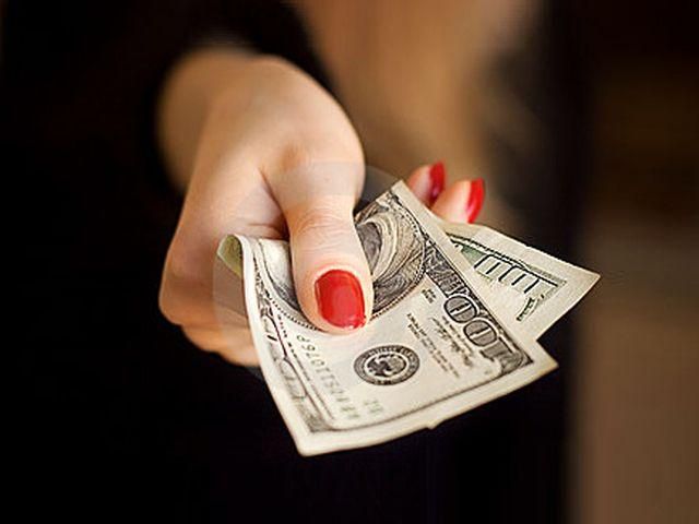 Сільського голову засудили за хабар у 12,5 тисяч доларів Сільського голову засудили за хабар у 12,5 тисяч доларів