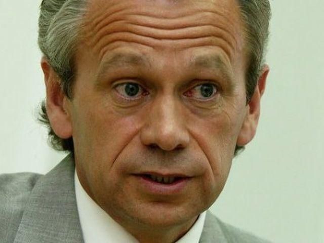 Янукович поздравил министра Присяжнюка с днем рождения Янукович поздравил министра Присяжнюка с днем рождения