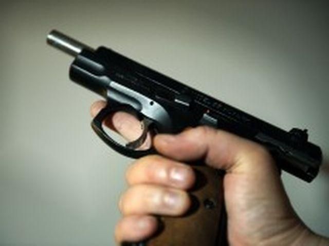 Пьяный пешеход едва не лишил жизни трезвого водителя Пьяный пешеход едва не лишил жизни трезвого водителя