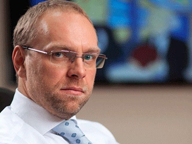 Власенко переконує, що його не пустили до Тимошенко незаконно Власенко переконує, що його не пустили до Тимошенко незаконно