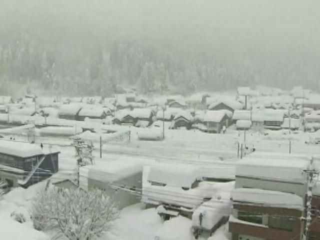Из-за снегопадов в Японии - сотни ДТП и 800 отмененных авиарейсов