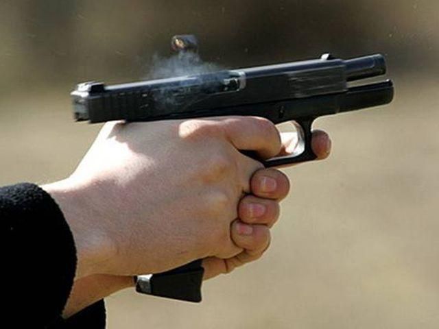 Чоловік напідпитку розстріляв кума з "пневмату" Чоловік напідпитку розстріляв кума з "пневмату"