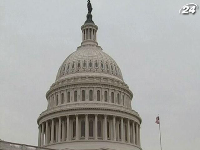 США можуть оголосити дефолт за місяць США можуть оголосити дефолт за місяць