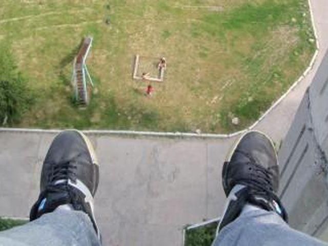 У Кривому Розі школяр покінчив життя самогубством У Кривому Розі школяр покінчив життя самогубством