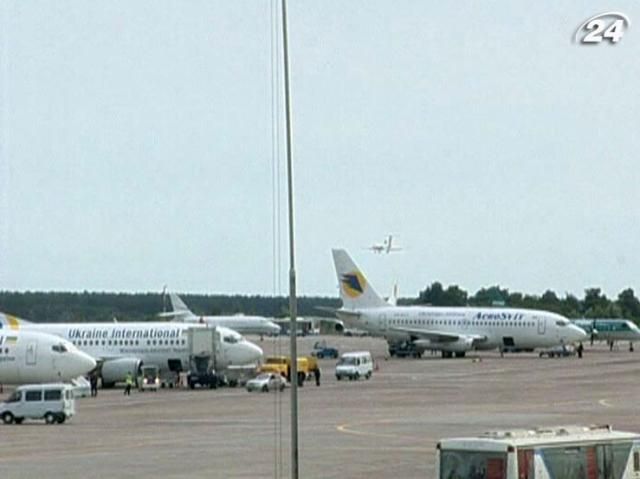 Суд розпочав банкрутство "ДонбасАеро" Суд розпочав банкрутство "ДонбасАеро"