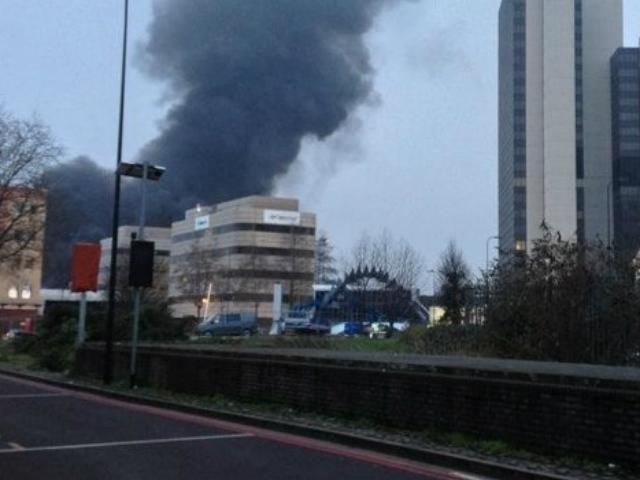 В центре Лондона разбился вертолет(Фото)