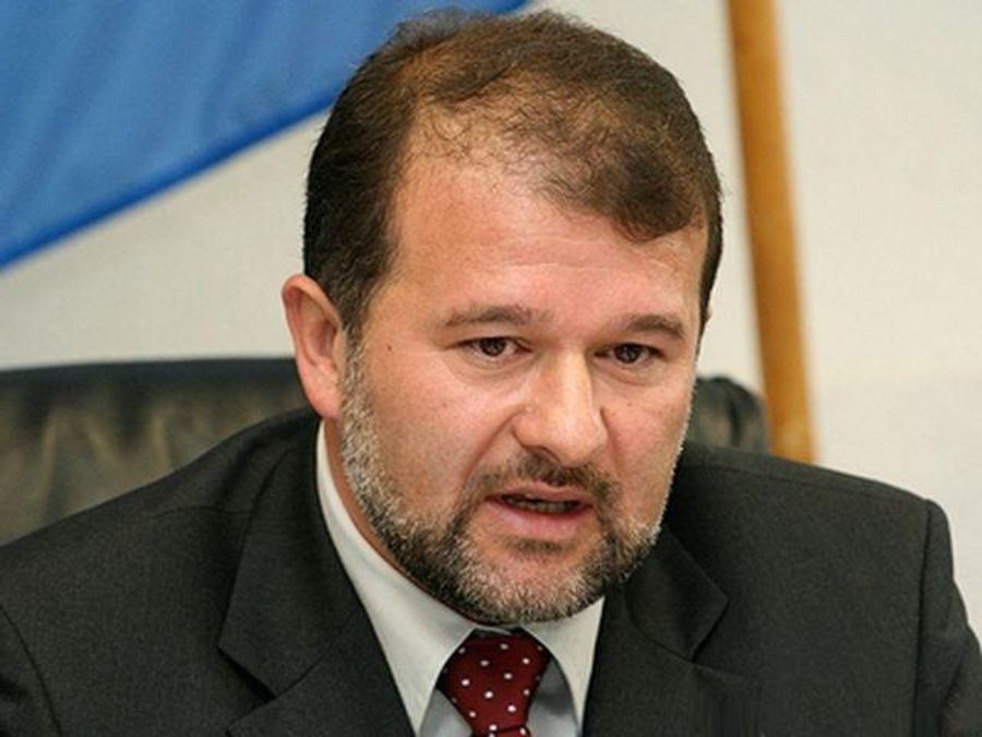 Балога призывает поддержать законопроект Януковича по усыновлению