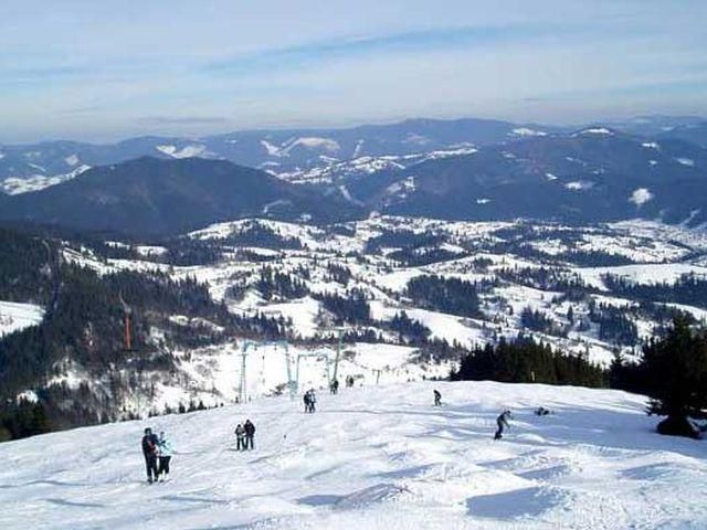 На Львівщині люди Януковича майже купили гору за 40 мільйонів