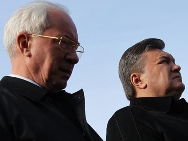 Янукович раскритиковал Азарова за потерю контроля