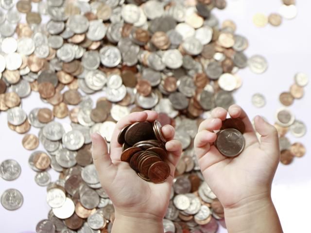 Опозиція хоче скоротити витрати депутатів Опозиція хоче скоротити витрати депутатів