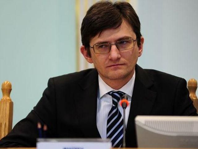 ЦИК не имела оснований не выдавать депутатские удостоверения Табаловым, - Магера