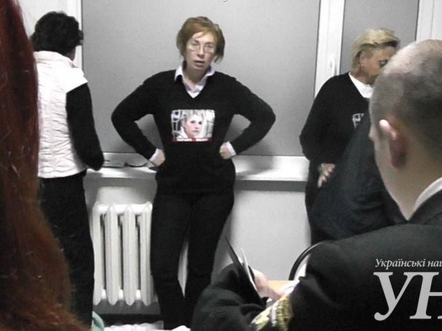 Жінки-депутати покинули Тимошенко (Фото) Жінки-депутати покинули Тимошенко (Фото)