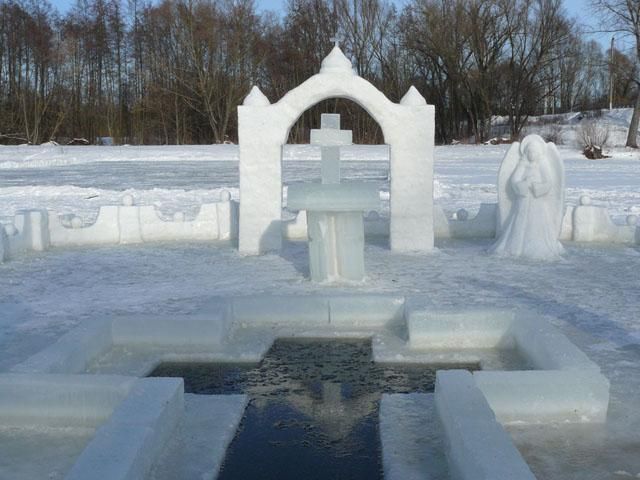 Сьогодні в Україні святкують Водохреща