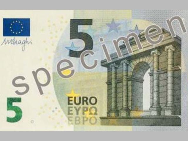 В новой серии евробанкнот название валюты появится кириллицей