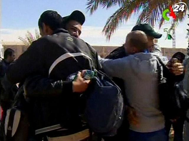 В результате нападения террористов в Алжире погибли более 20 заложников