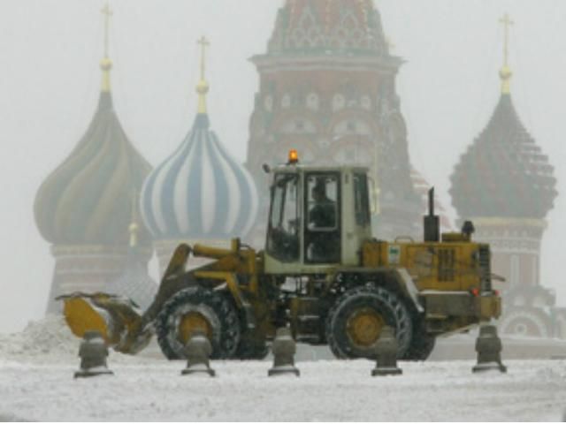 Снігопади паралізували столицю Росії