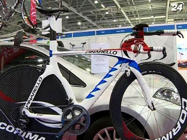 У Лондоні представили топові велосипеди та інноваційне оснащення