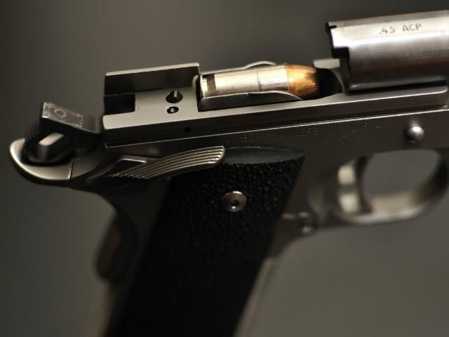 У Луцьку в готелі застрелили двох іноземців У Луцьку в готелі застрелили двох іноземців