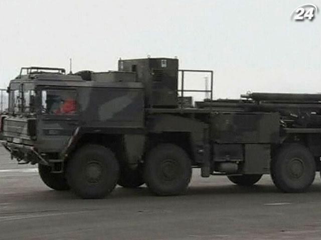 У Туреччину доставили 2 зенітно-ракетні комплекси Patriot У Туреччину доставили 2 зенітно-ракетні комплекси Patriot