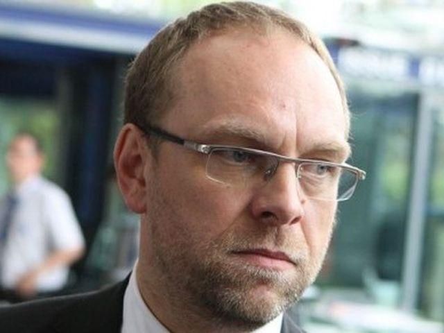 Власенко попросит ГПУ и тюремщиков обнародовать еще одно видео с Тимошенко Власенко попросит ГПУ и тюремщиков обнародовать еще одно видео с Тимошенко