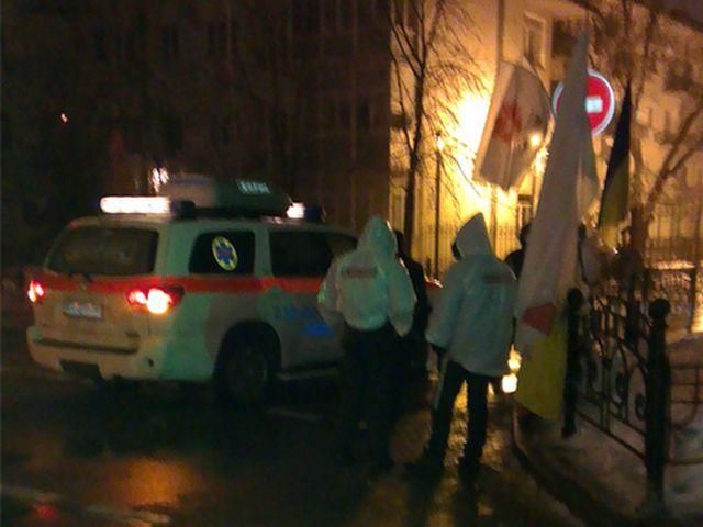 Одному из участников акции протеста на Банковой стало плохо, - Шевченко Одному из участников акции протеста на Банковой стало плохо, - Шевченко
