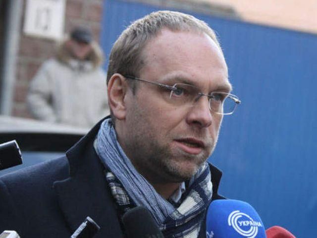 Власенка пустили у душову Тимошенко, – тюремники Власенка пустили у душову Тимошенко, – тюремники