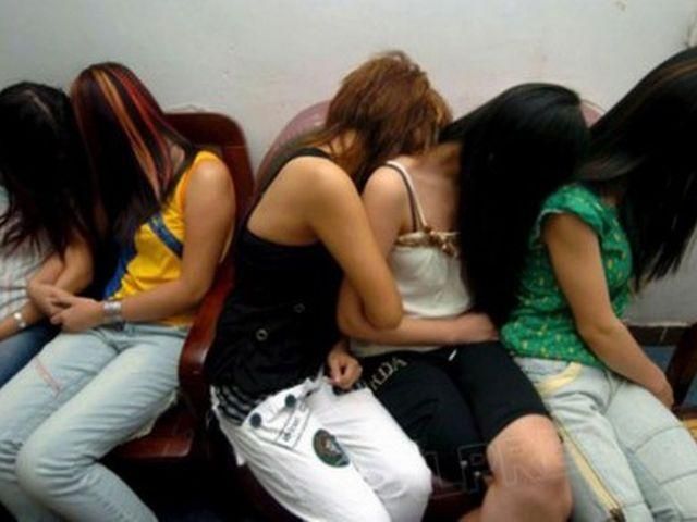 Міліціонери викрили столичний бордель Міліціонери викрили столичний бордель