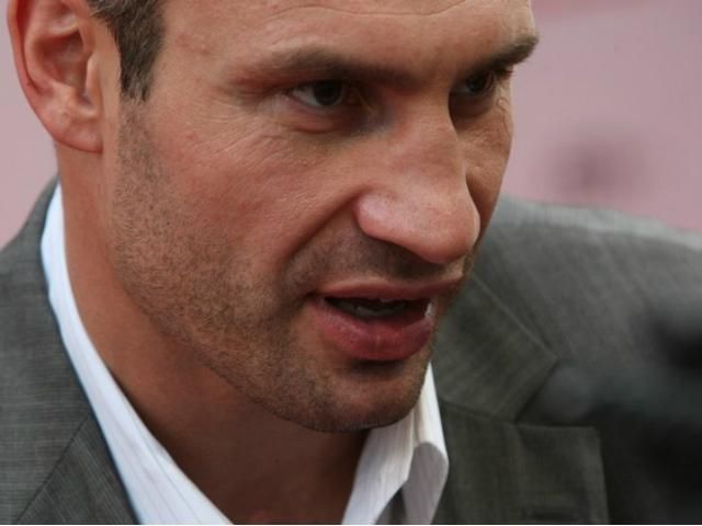 Кличко подав до суду на спікера ВР Кличко подав до суду на спікера ВР