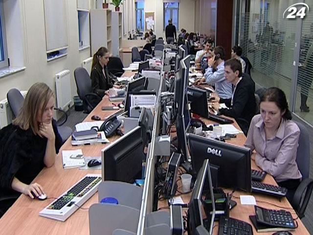 Зниження ставок за депозитами активізує фондовий ринок України Зниження ставок за депозитами активізує фондовий ринок України