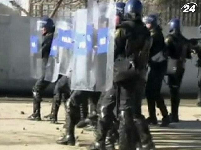 В Азербайджані мітингувальники побилися з поліцією