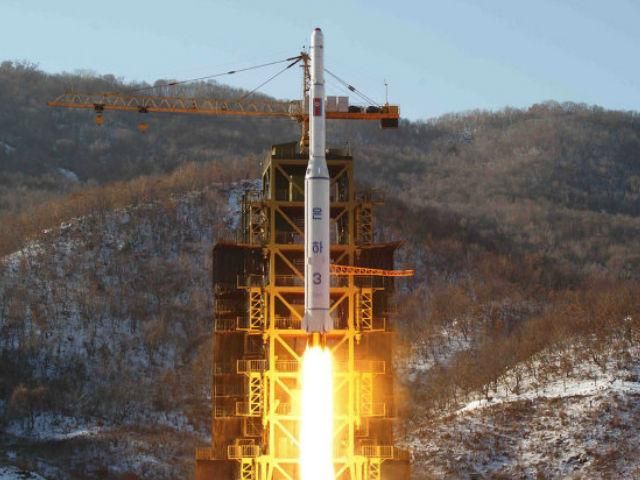 Північна Корея погрожує світу ядерними випробуваннями
