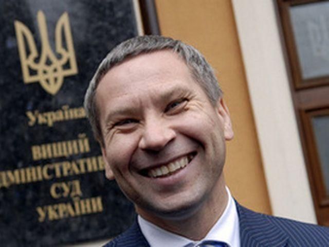 Регіонал: Підписи опозиції за проведення позачергової сесії - сфальшовані Регіонал: Підписи опозиції за проведення позачергової сесії - сфальшовані