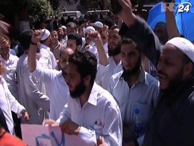 Єгиптяни відзначають другу річницю революції Єгиптяни відзначають другу річницю революції