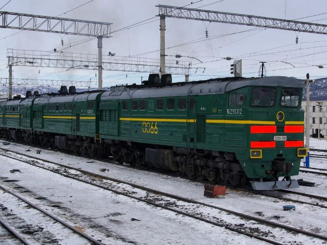 На Полтавщині молодий чоловік впав під тепловоз На Полтавщині молодий чоловік впав під тепловоз