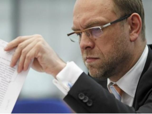 Власенко каже, що проти нього фальсифікують докази Власенко каже, що проти нього фальсифікують докази