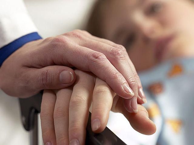 Поблизости Киева двое людей отравились неизвестным веществом Поблизости Киева двое людей отравились неизвестным веществом