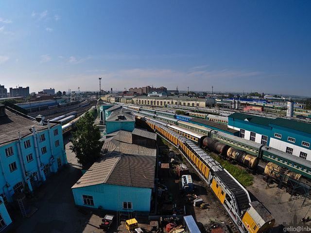 Донеччина: У вагонному депо обвалилася крівля, загинув чоловік Донеччина: У вагонному депо обвалилася крівля, загинув чоловік