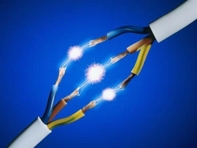 Часть Украины - до сих пор без электричества Часть Украины - до сих пор без электричества