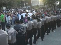 Жертвами бунта в венесуэльской тюрьме стали более 60 человек