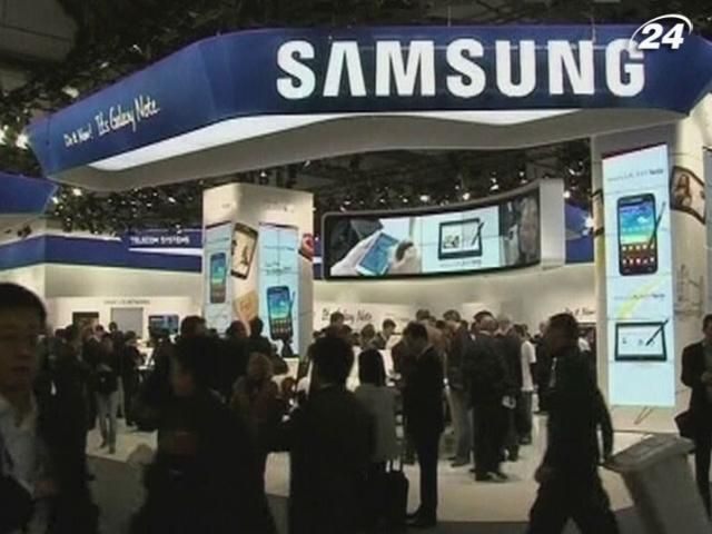 Samsung став лідером з продажів мобільних телефонів