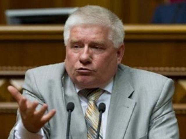 Чечетов: Такое ощущение, что "Батькивщина" живет на отдельном острове Чечетов: Такое ощущение, что "Батькивщина" живет на отдельном острове