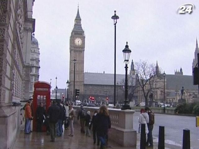 Британія відлякуватиме мігрантів поганою саморекламою Британія відлякуватиме мігрантів поганою саморекламою