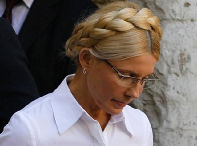 Тимошенко написала про героїв Крут і "модернізованих більшовиків" 