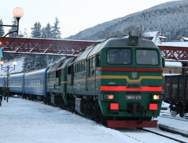 Заместитель министра инфраструктуры подписал соглашение с железной дорогой на 4 миллиона