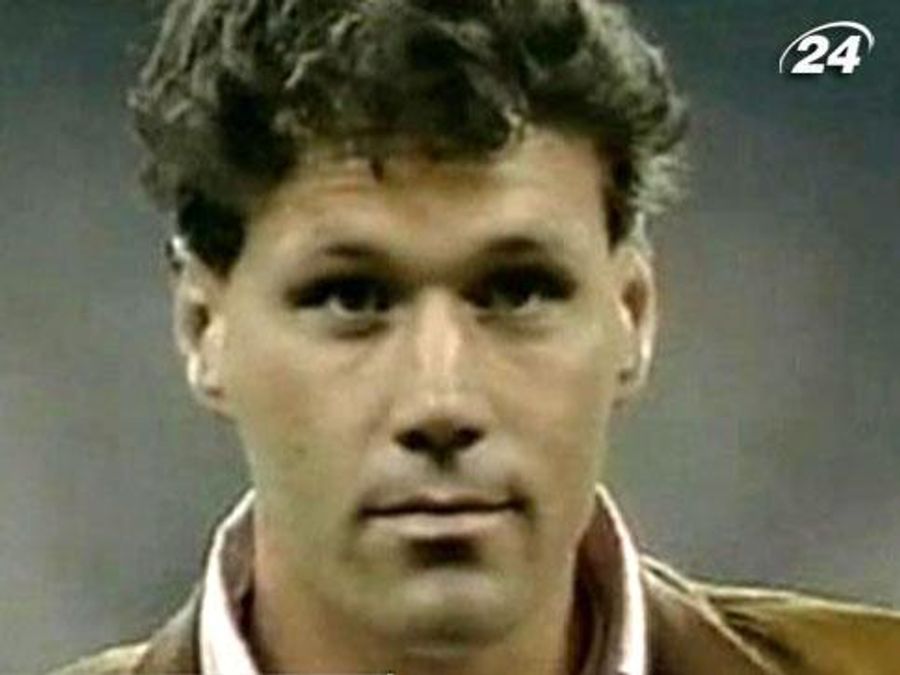 Марко ван Бастен - триразовий володар Золотого м’яча