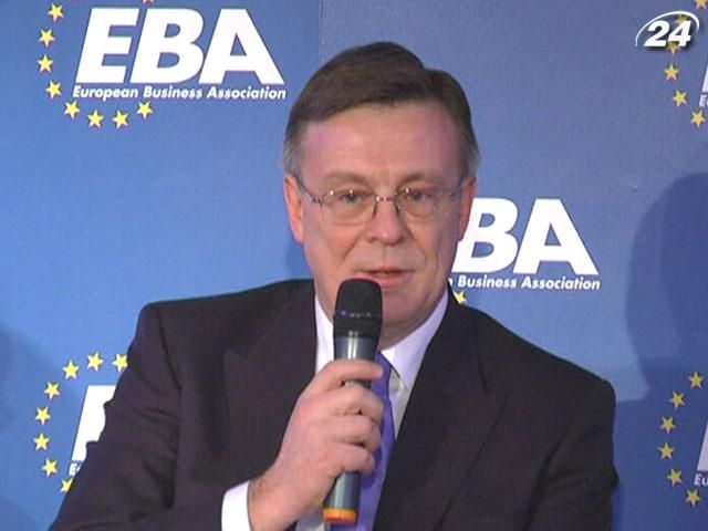 Уряд готує законопроекти, необхідні для спрощення візового режиму з ЄС Уряд готує законопроекти, необхідні для спрощення візового режиму з ЄС