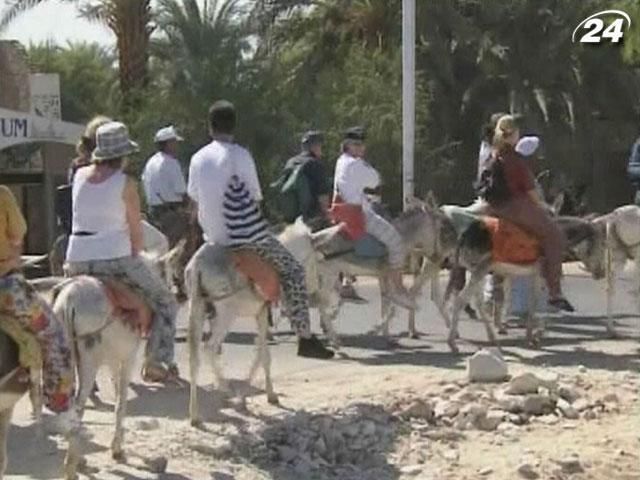 МИД советует украинцам отложить поездки в Египет МИД советует украинцам отложить поездки в Египет