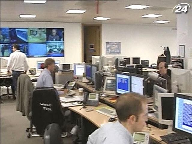 В США началось расследование деятельности деловых информагентств В США началось расследование деятельности деловых информагентств