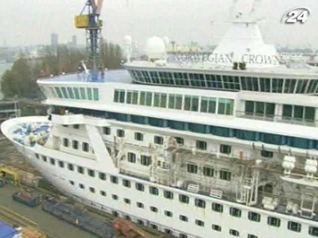 Як “видовжують” судна (Відео) Як “видовжують” судна (Відео)